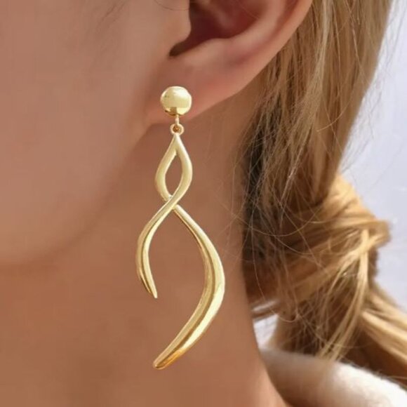 NEW Jayse Modernist 14K Gold Plated Swirl Drop Earrings - Picture 1 of 4